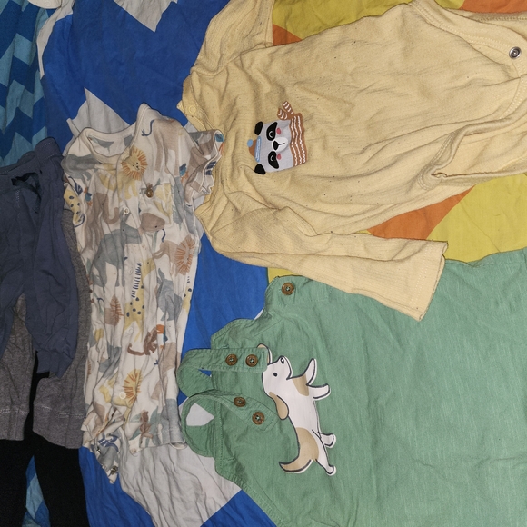 One-pieces and Pants 6-9m - Picture 1 of 3